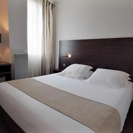 Hotel Ronsard 2*