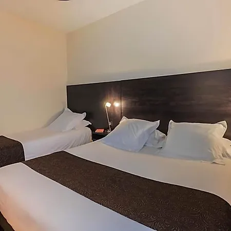 Ronsard Hotel