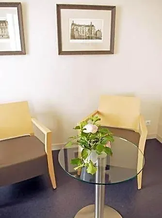 Ronsard Hotel