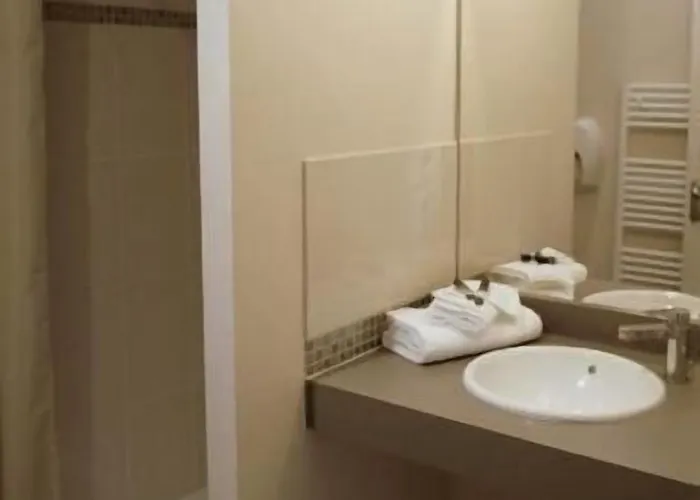 Отель Ronsard 2*